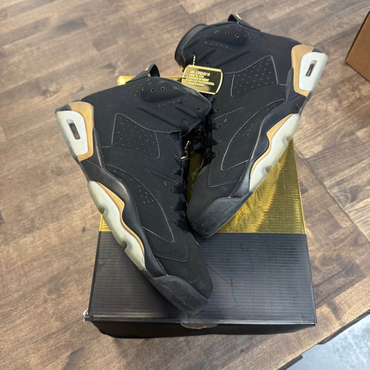 DMP Jordan 6 Retro (USED)