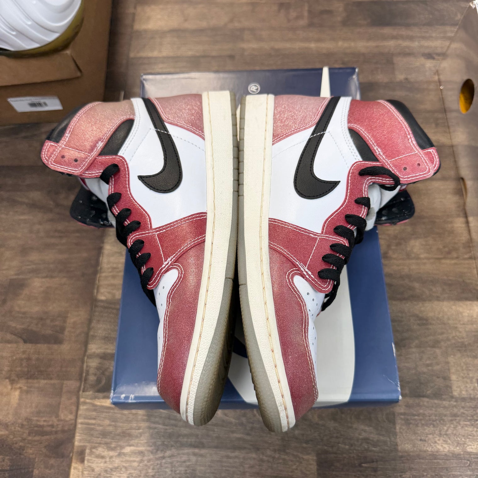 Trophy Room Jordan 1 Retro High (USED)