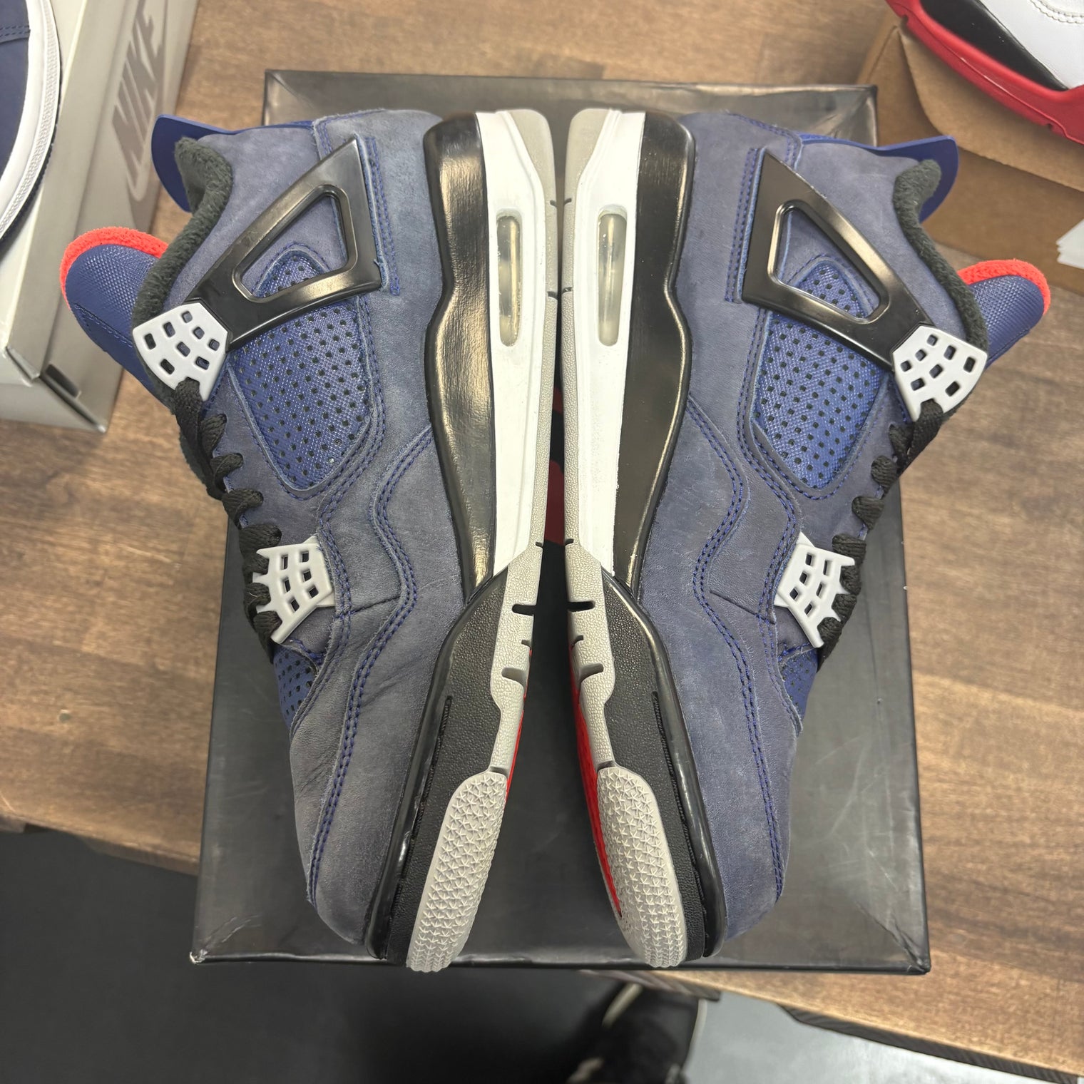 Winterized Jordan 4 (USED)