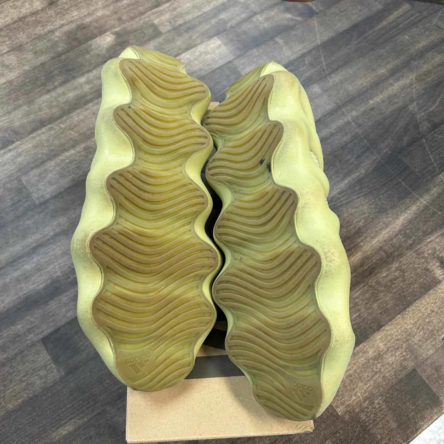 Resin Yeezy 450 (USED)