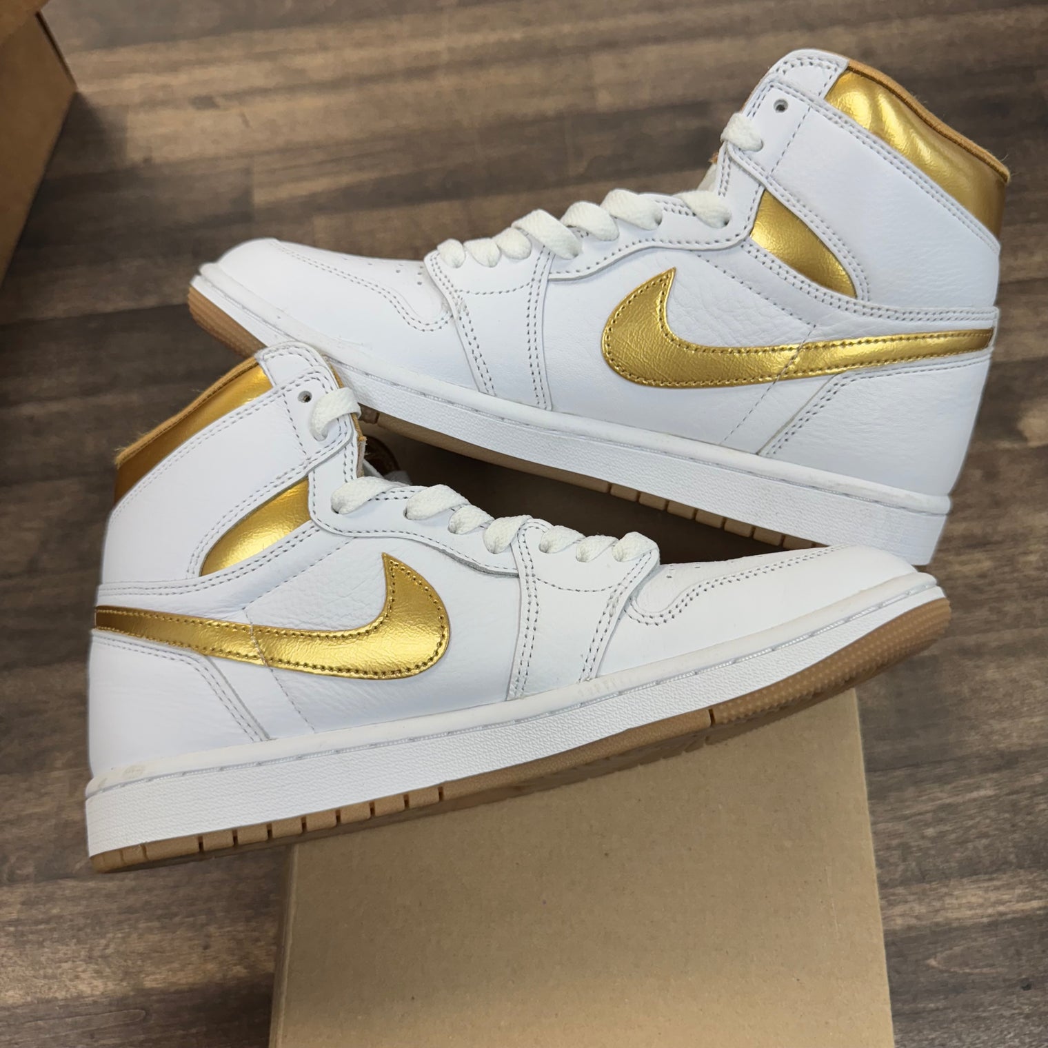 Metallic Gold Jordan 1 High OG (W) (USED, No Box)