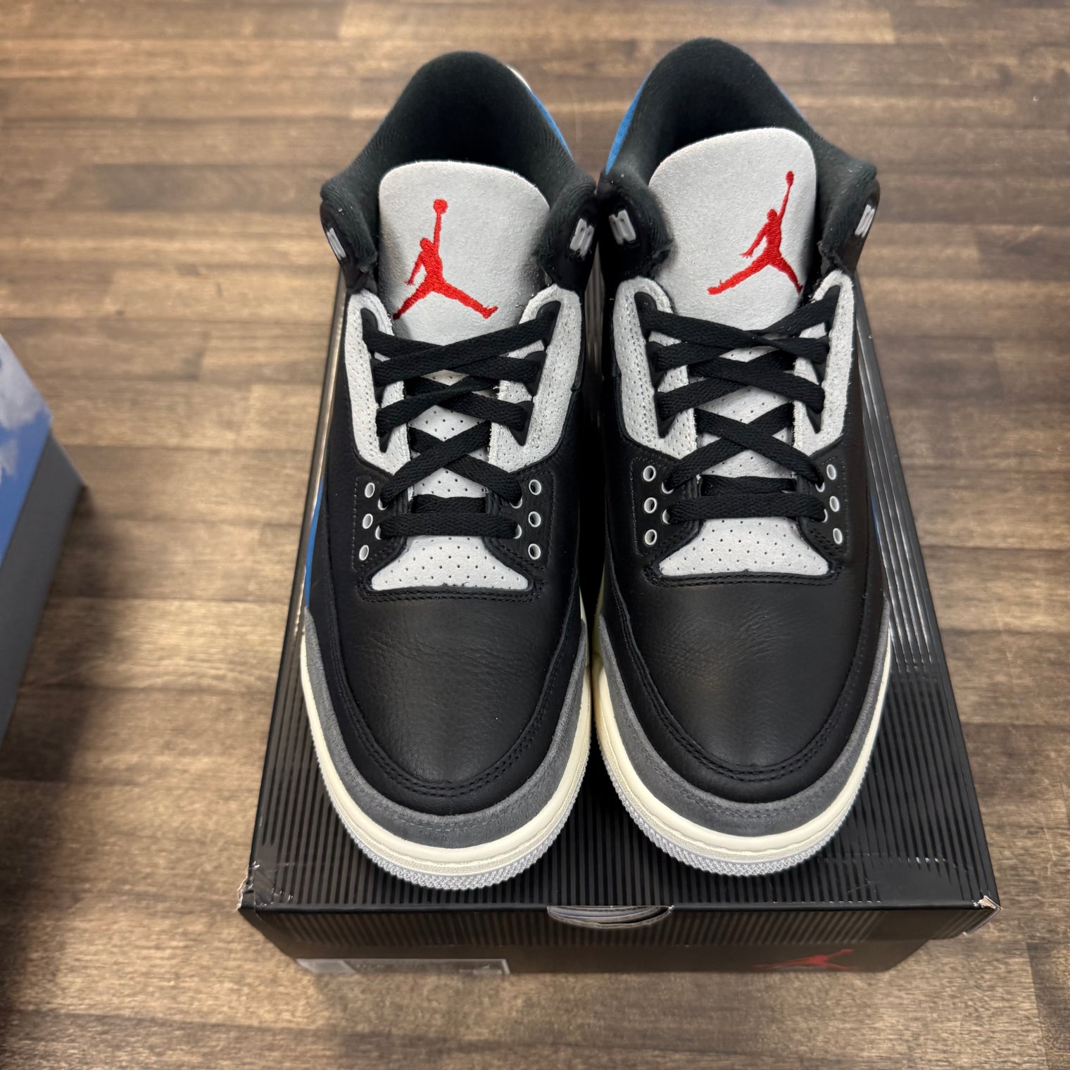 Rare Air Jordan 3 Retro (Lightly Worn)