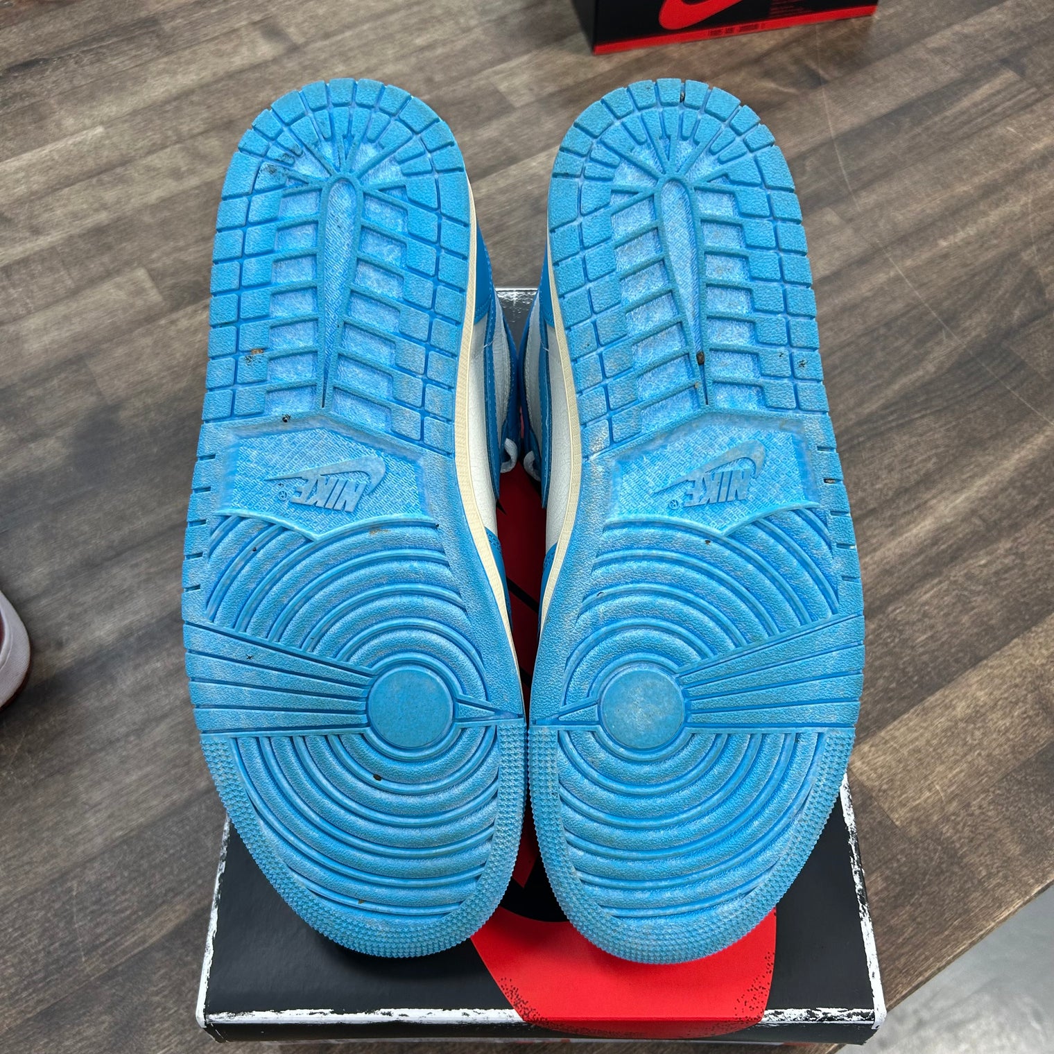 UNC Reimagined Jordan 1 High (USED)