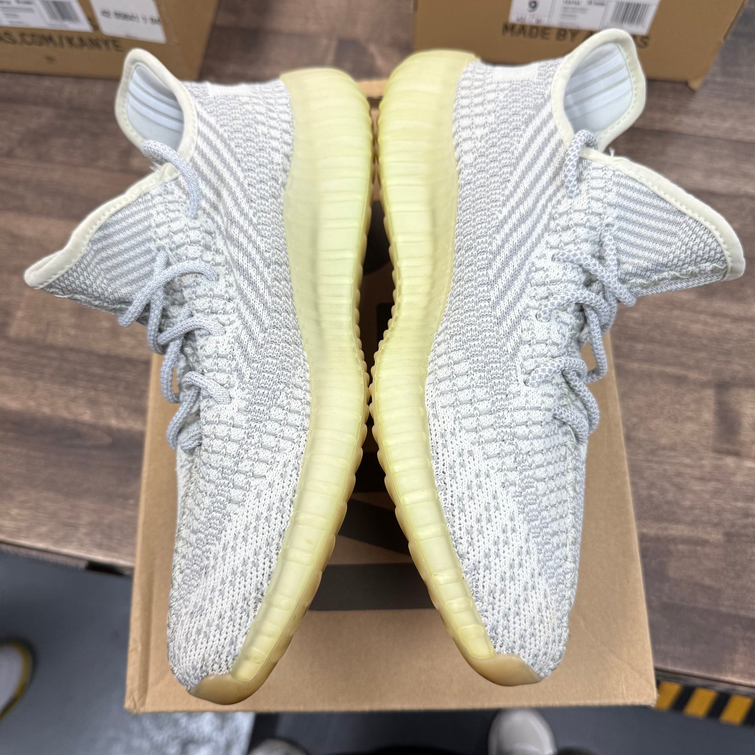 Yeshaya Yeezy 350 (USED)