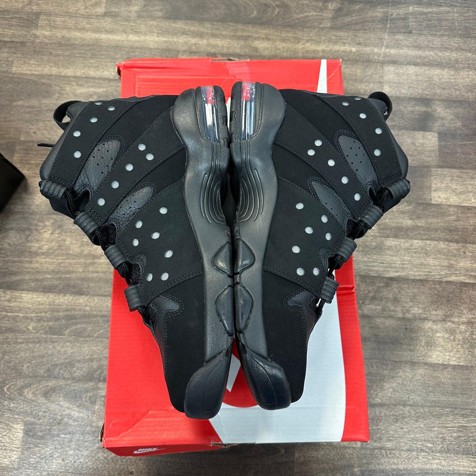 Triple Black Air Max CB '94 (USED)