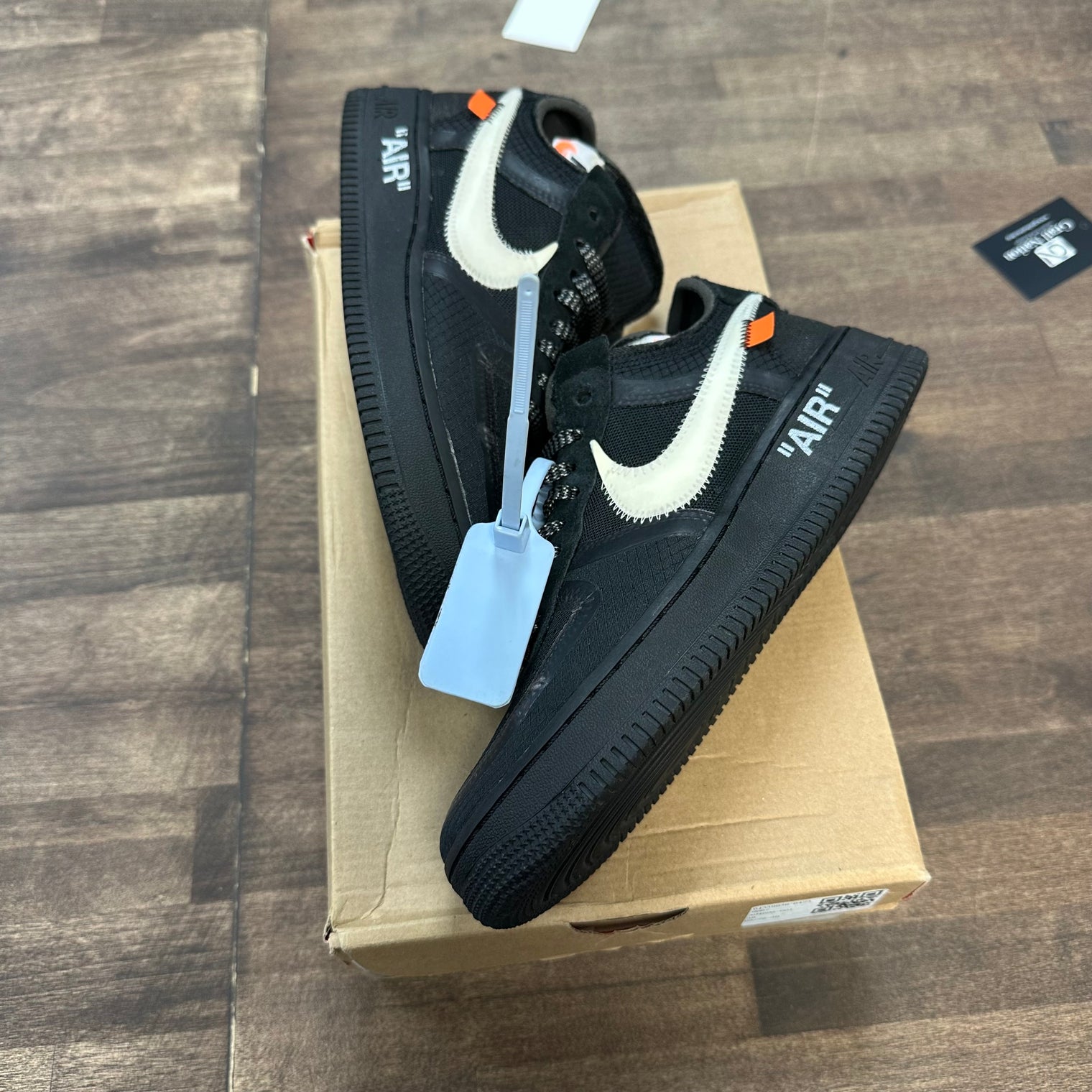 Black Off-White Air Force 1 Low (USED)