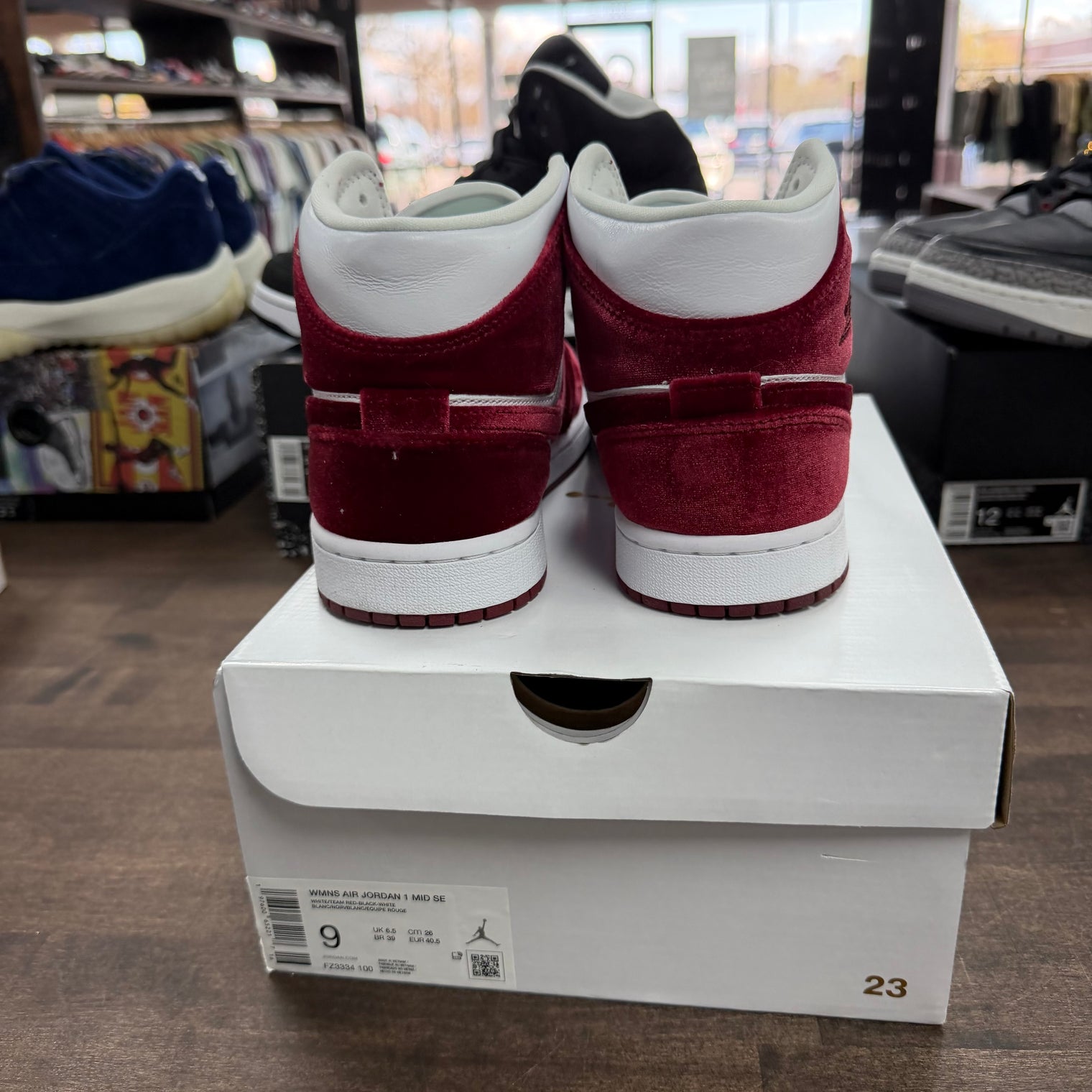 Red Velvet Jordan 1 Mid (USED)