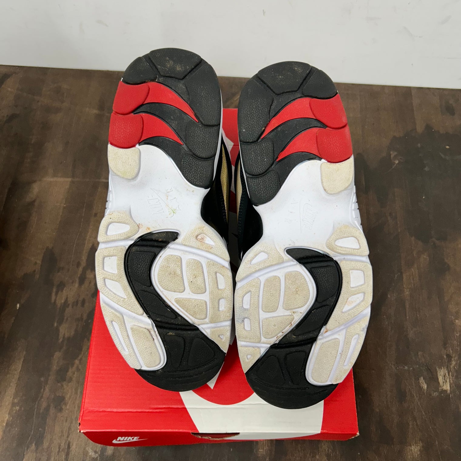 49ers Nike Diamond Turf (USED)