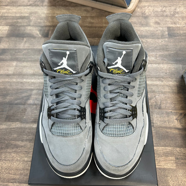 Cool Grey Jordan 4 Retro (Used)