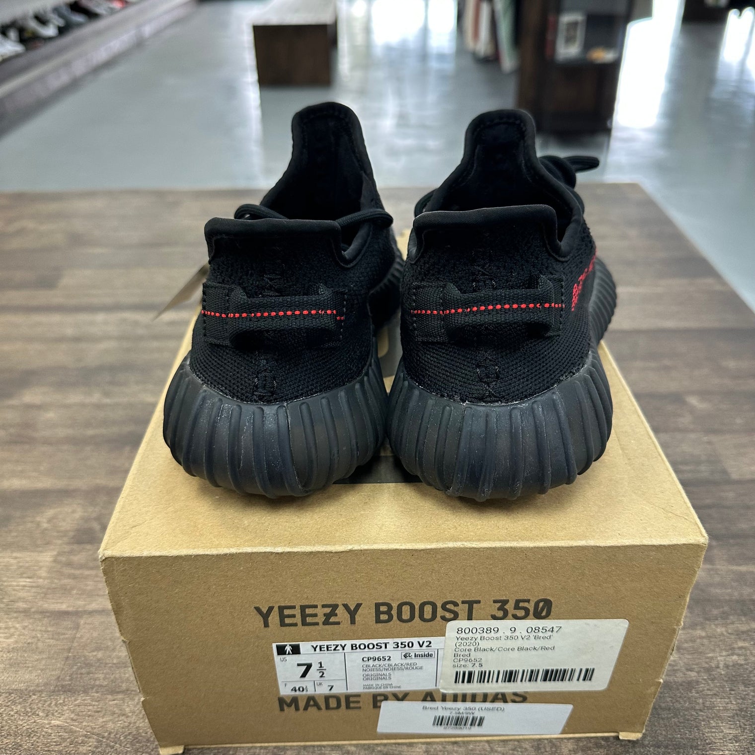 Bred Yeezy 350 (USED)