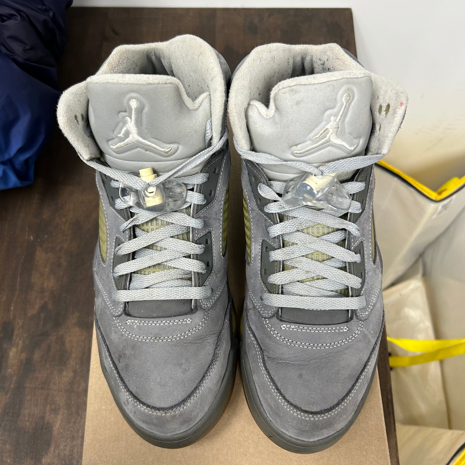 Wolf Grey Jordan 5 (USED, No Box)