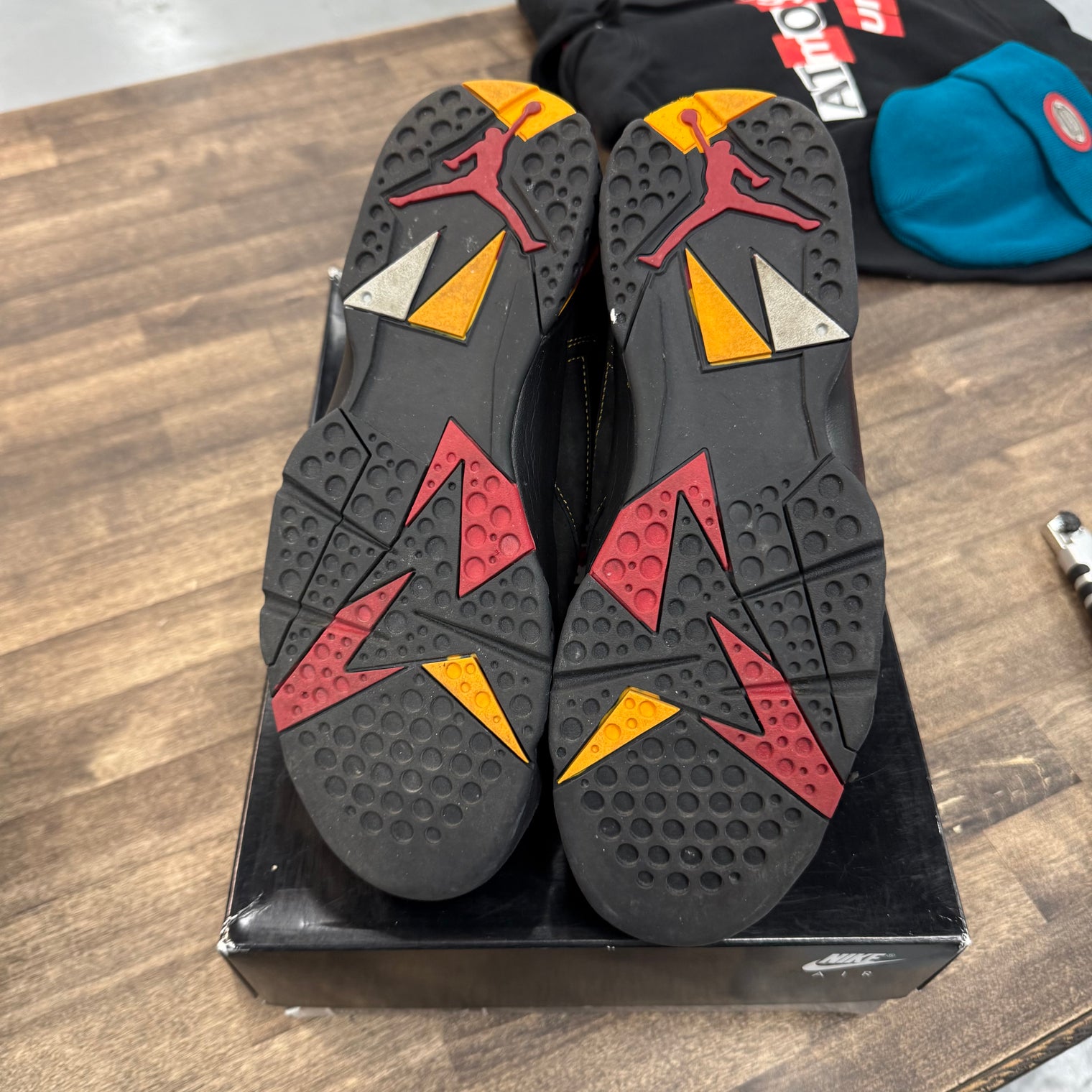 Citrus Jordan 7 Retro (USED)