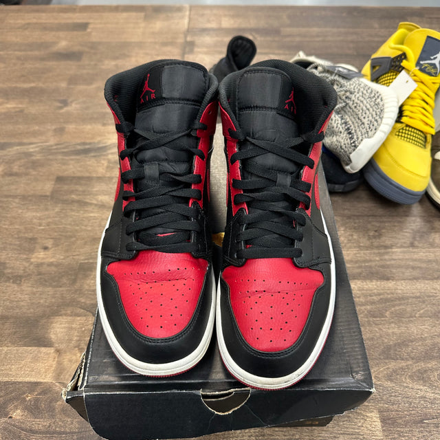 Banned Jordan 1 Mid (2020) (USED,Replacement Box)