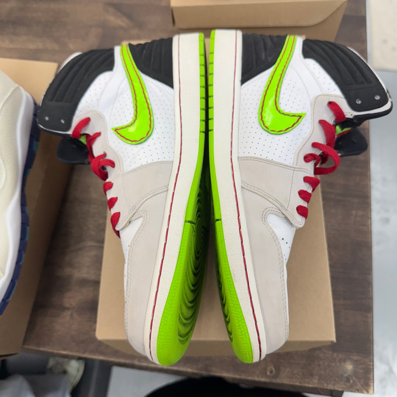 Electric Green Jordan 1 Retro (USED, No Box)