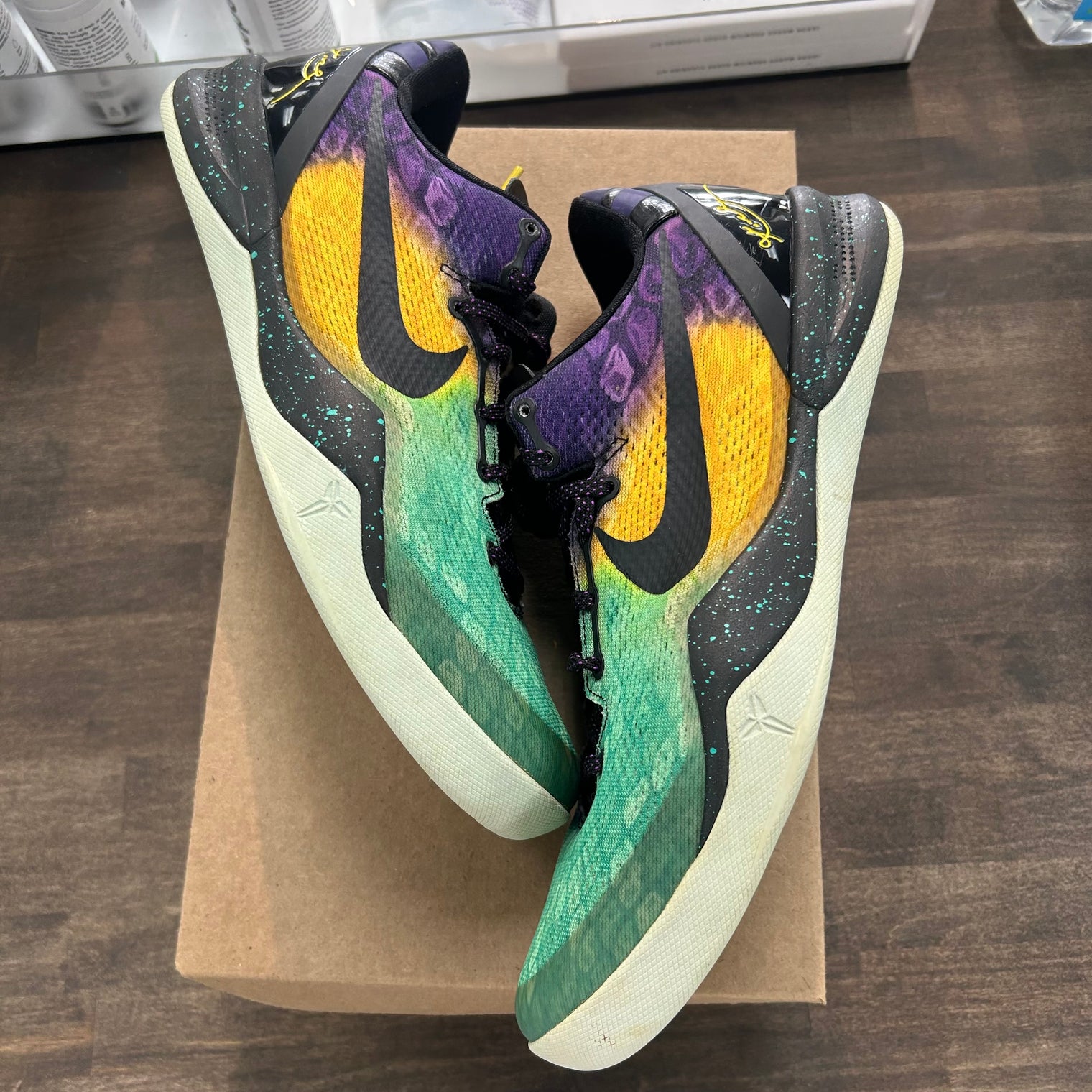 Easter Kobe 8 (USED, No Box)