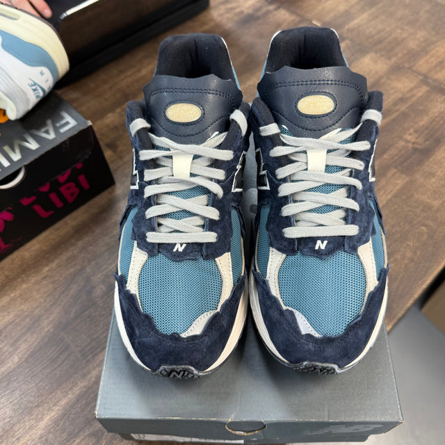 Navy Protection Pack New Balance 2002R (USED)