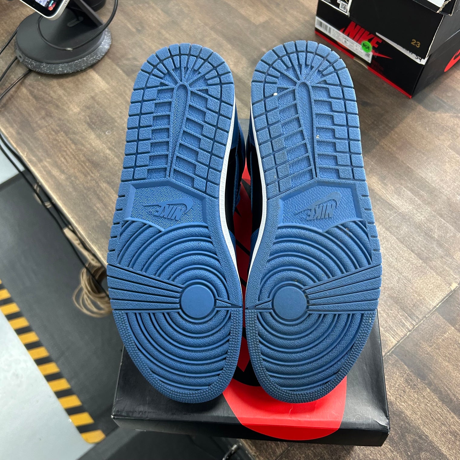 Marina Blue Jordan 1 High (USED)