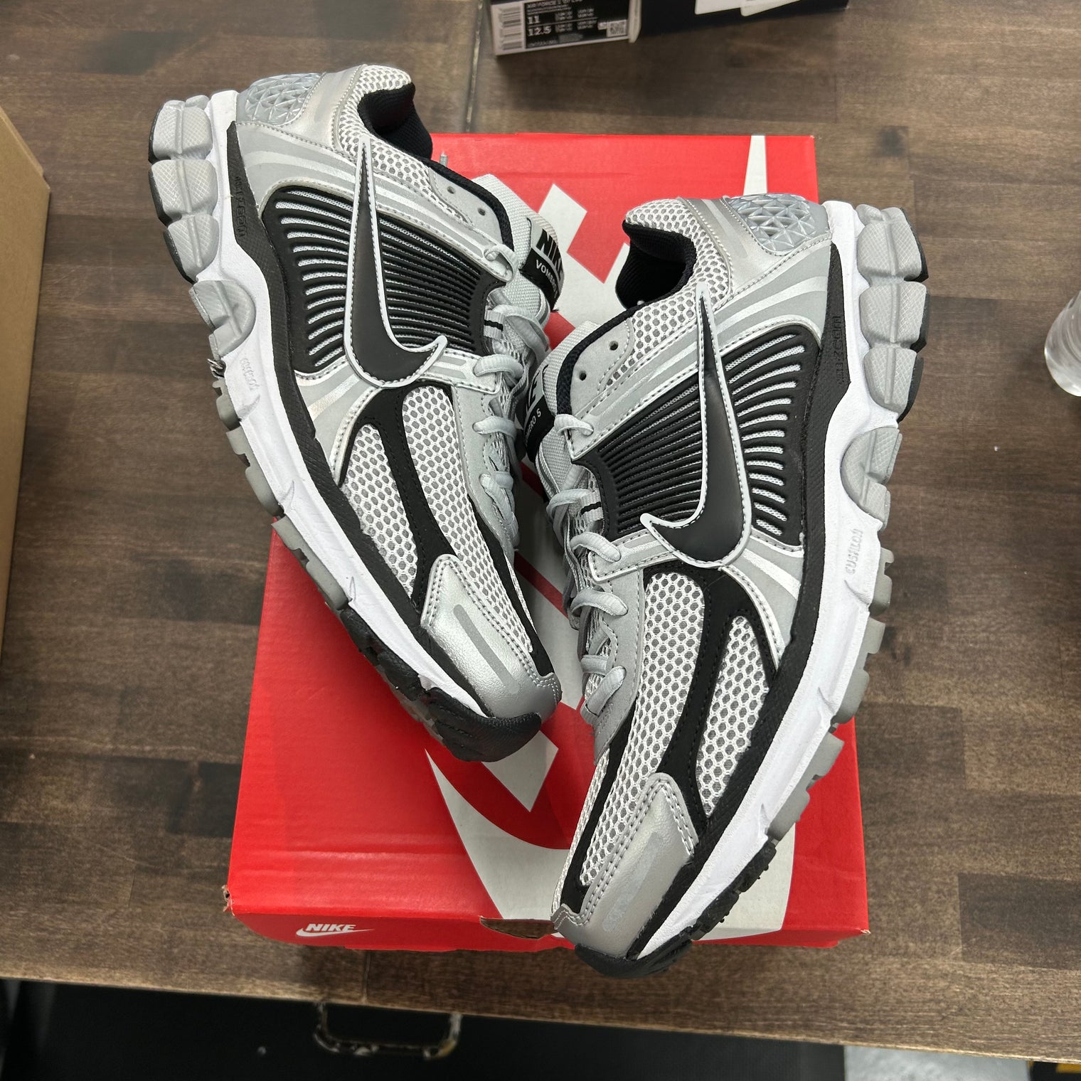 Metallic Silver Black Zoom Vomero 5 (USED)