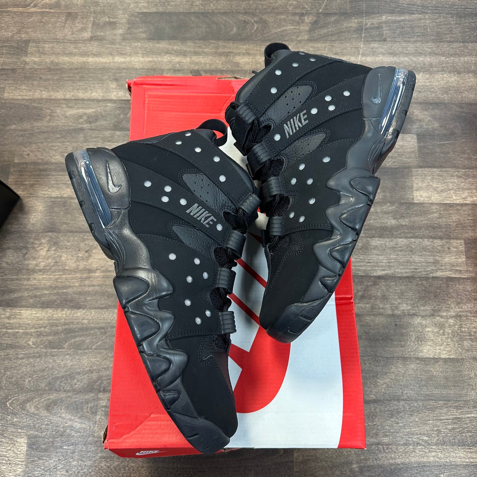 Triple Black Air Max CB '94 (USED)