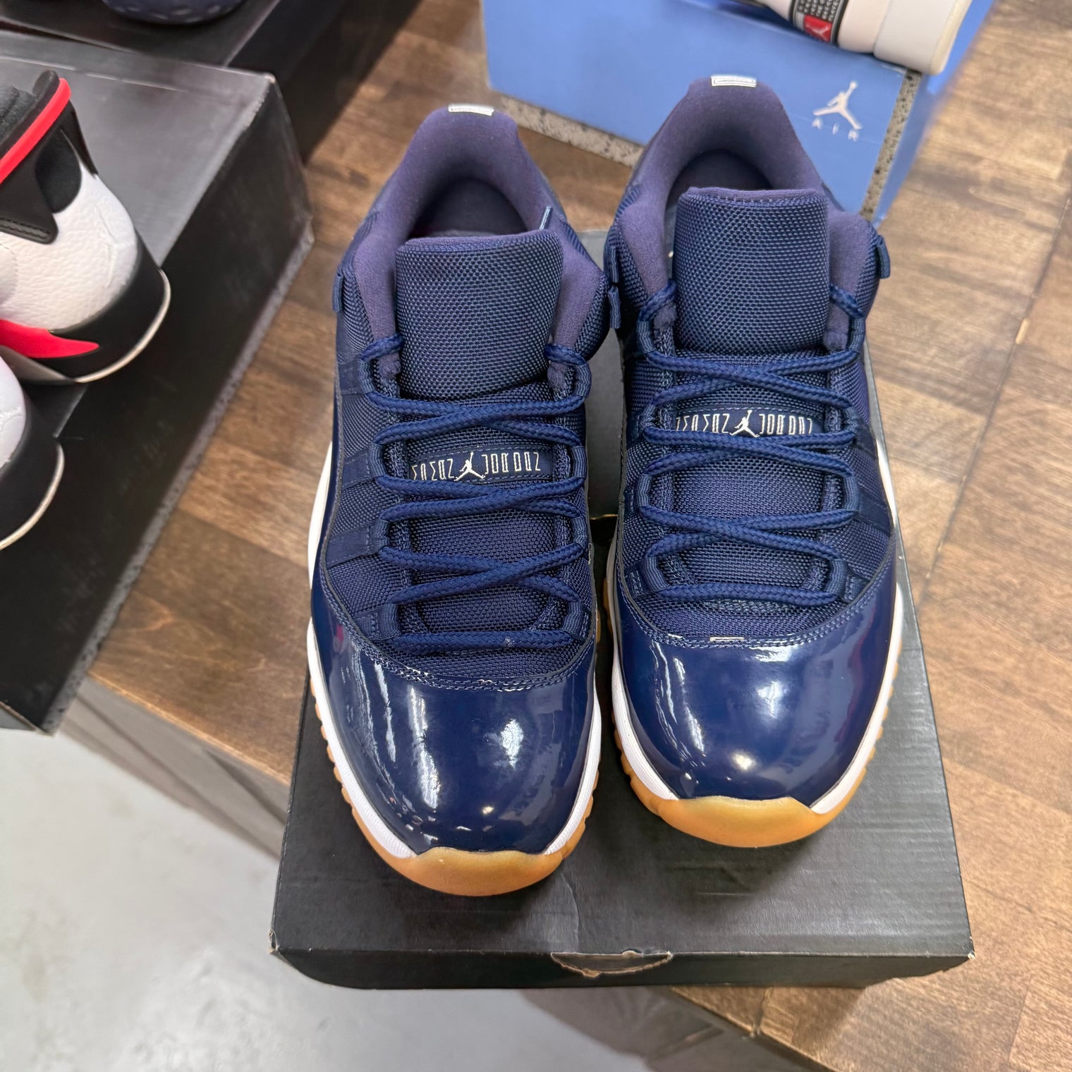 Navy Gum Jordan 11 Low (Used)