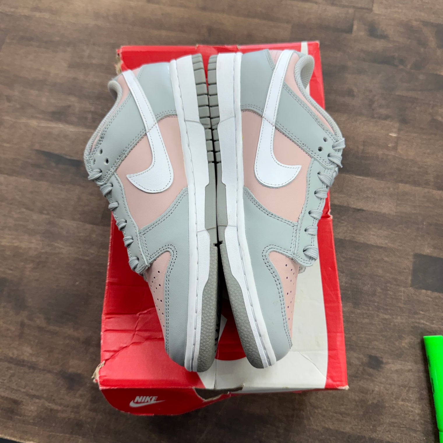 Pink Oxford Nike Dunk Low (W) (USED)