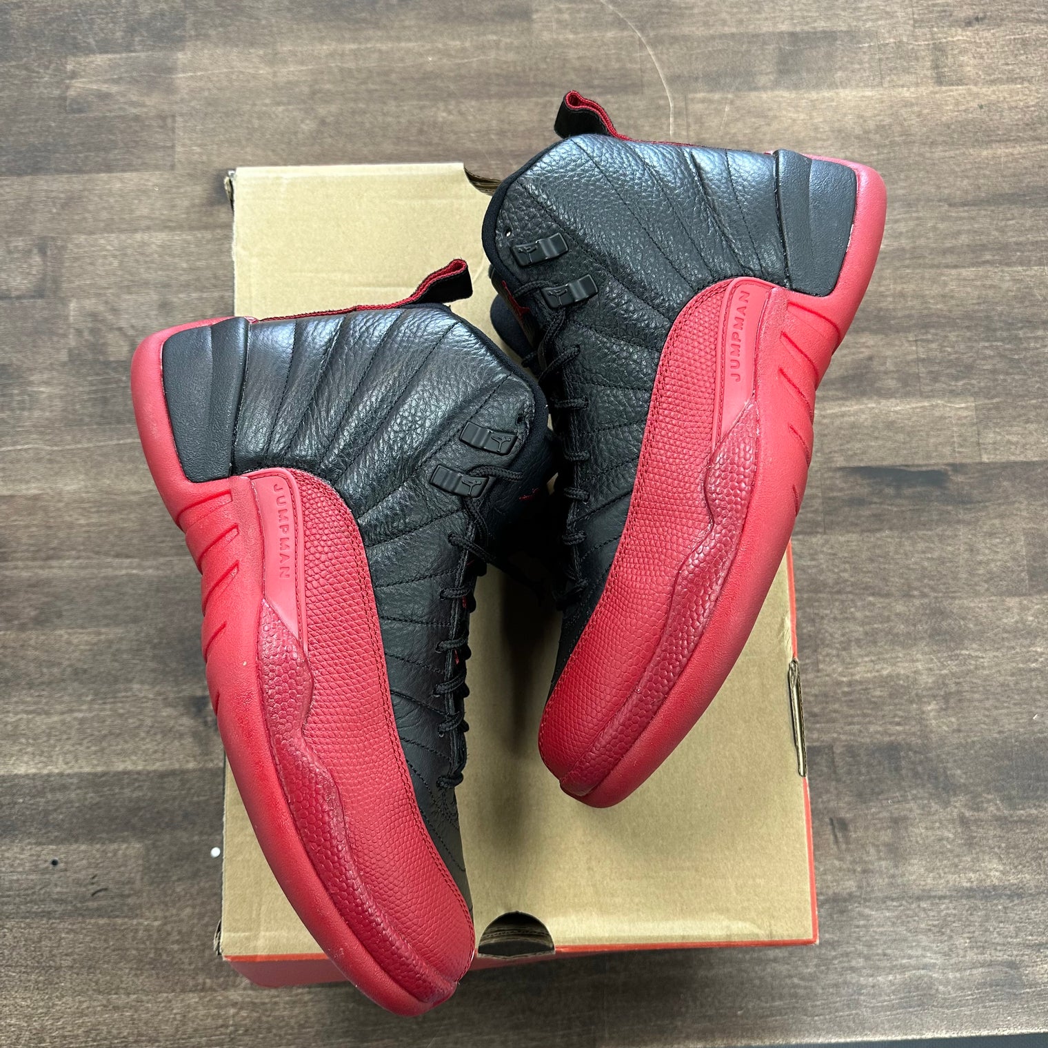 Jordan 12 Retro Flu Game (2016) (US 8) (USED)