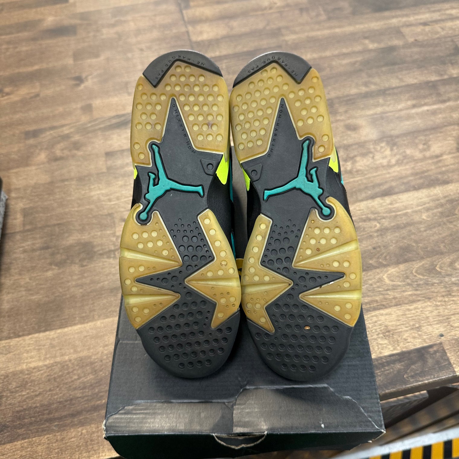 Turbo Green Jordan 6 Retro (GS) (USED, Replacement Box)