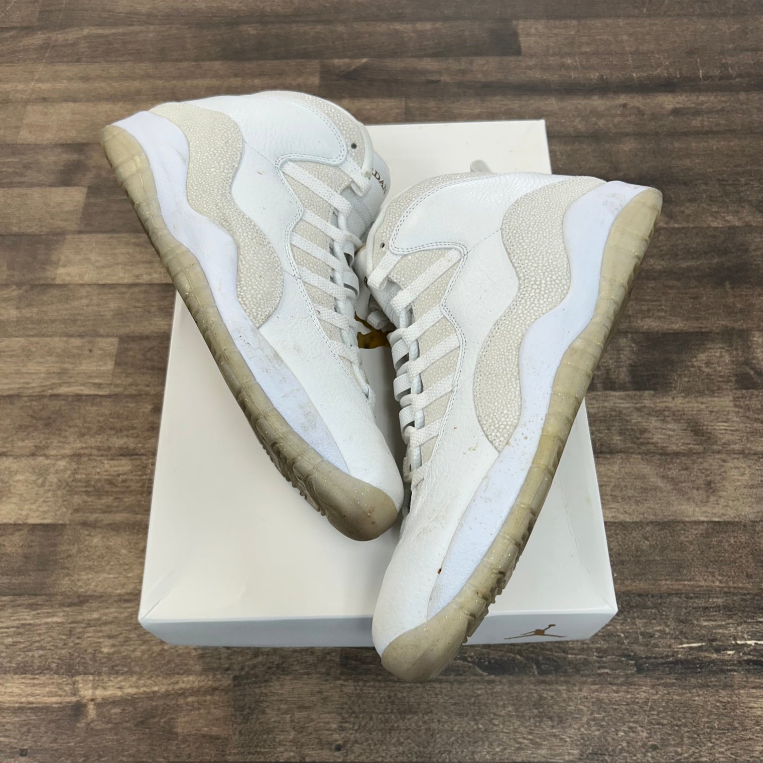 Drake OVO White Jordan 10 Retro (USED)