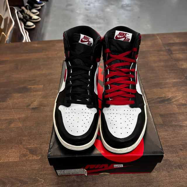 Gym Red Black Jordan 1 High (USED)