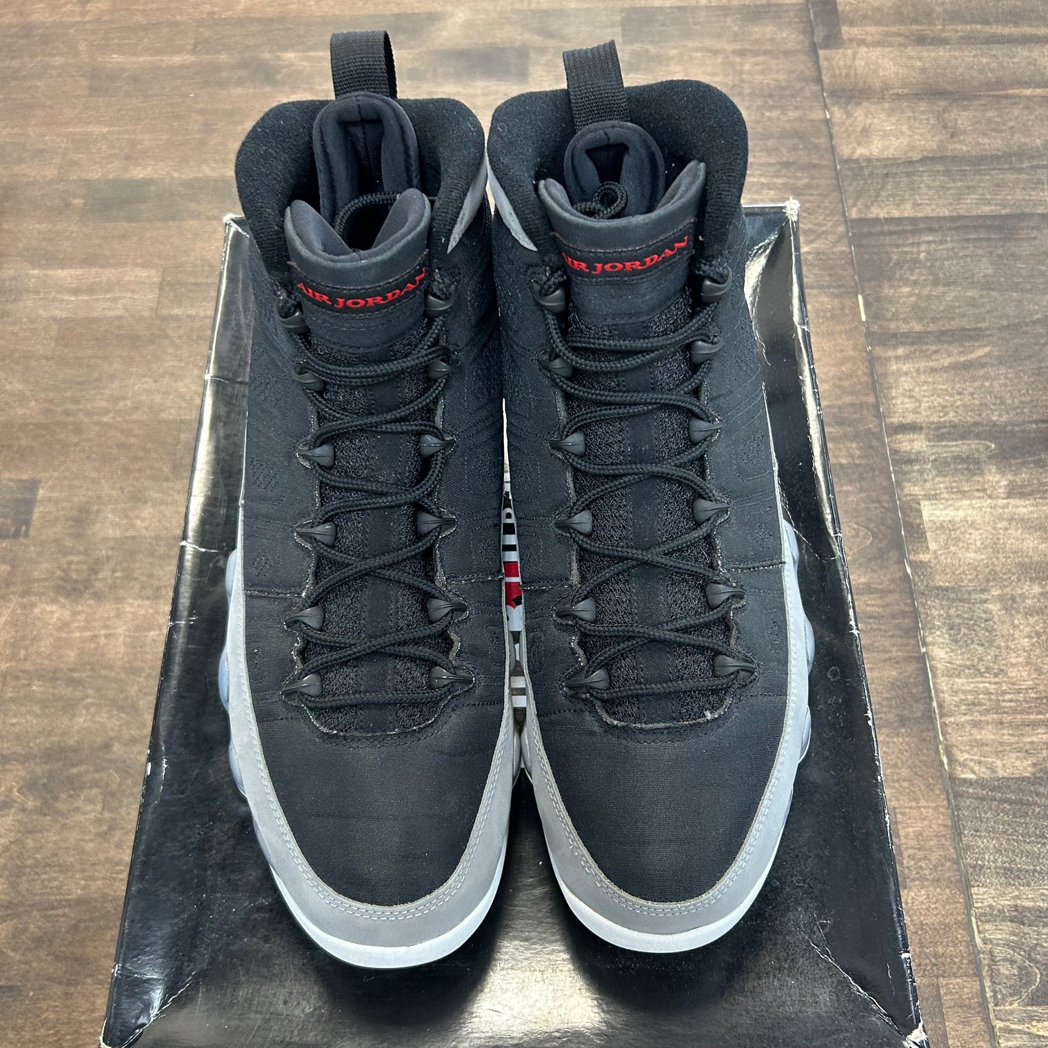 Particle Grey Jordan 9 Retro (USED)