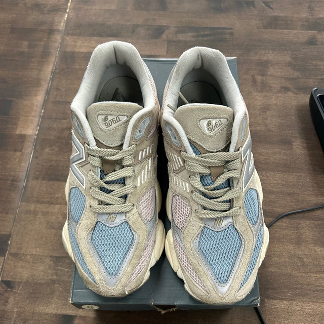 Mushroom Aluminum New Balance 9060 (USED)