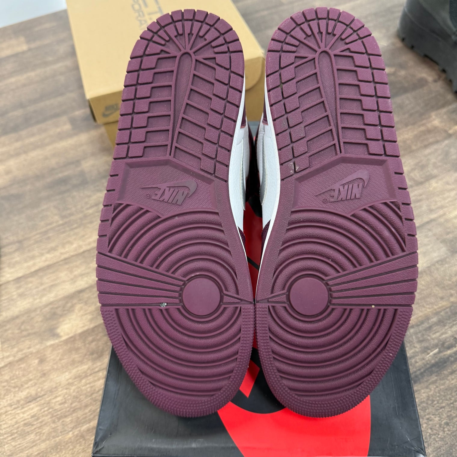 Bordeaux Jordan 1 High OG (Used, No Insoles, No Box)