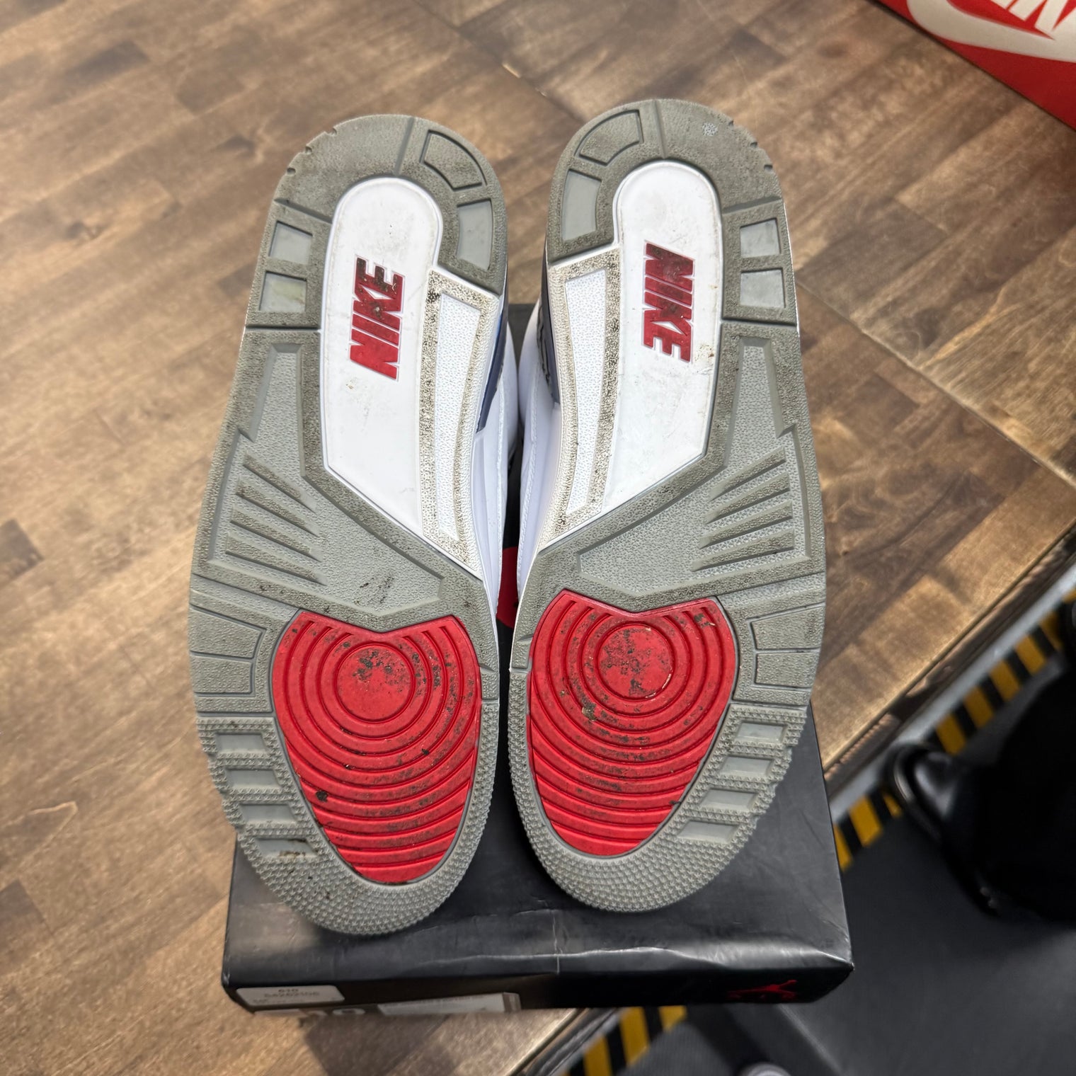 True Blue Jordan 3 Retro (2016) (Lightly Worn)