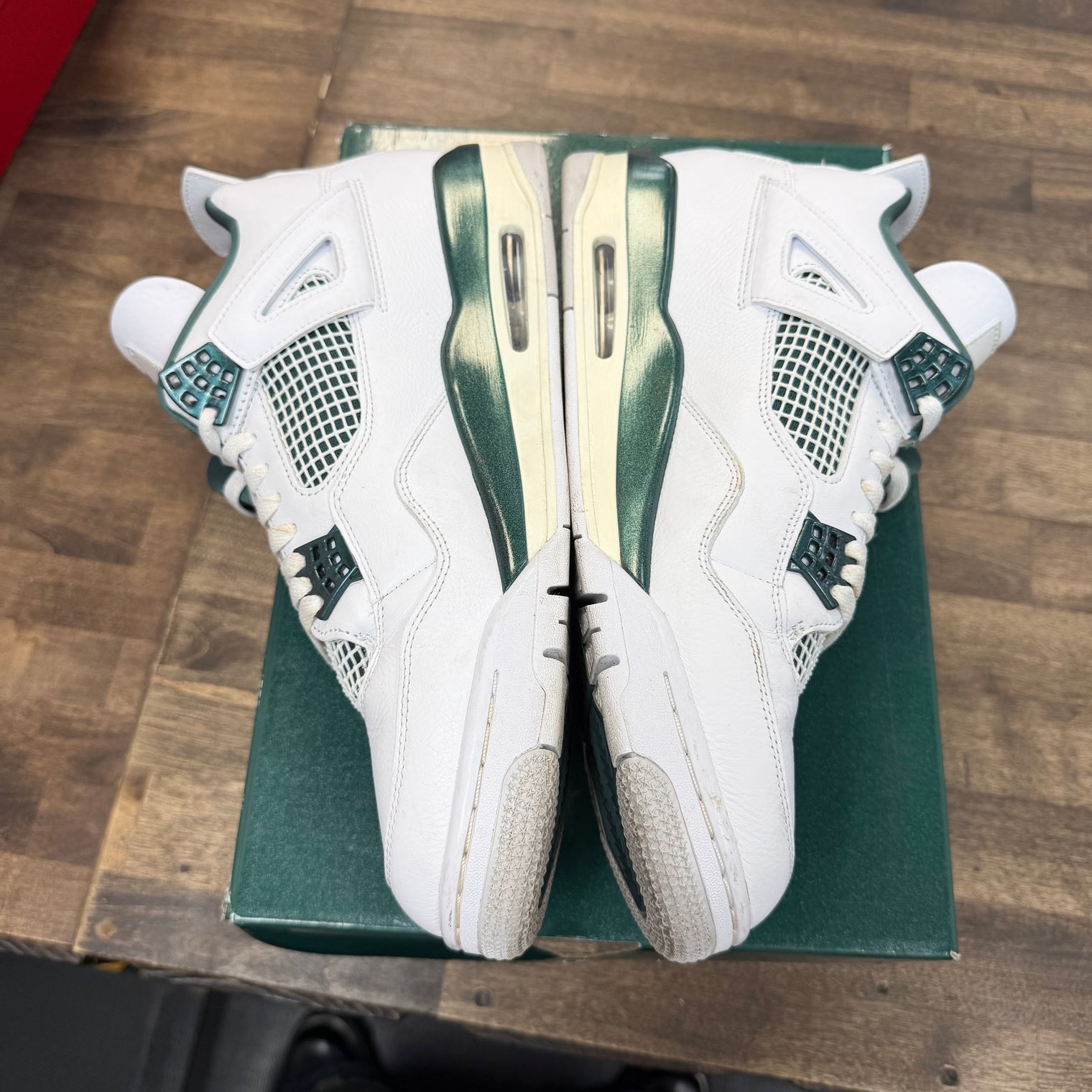Oxidized Green Jordan 4 Retro (USED)