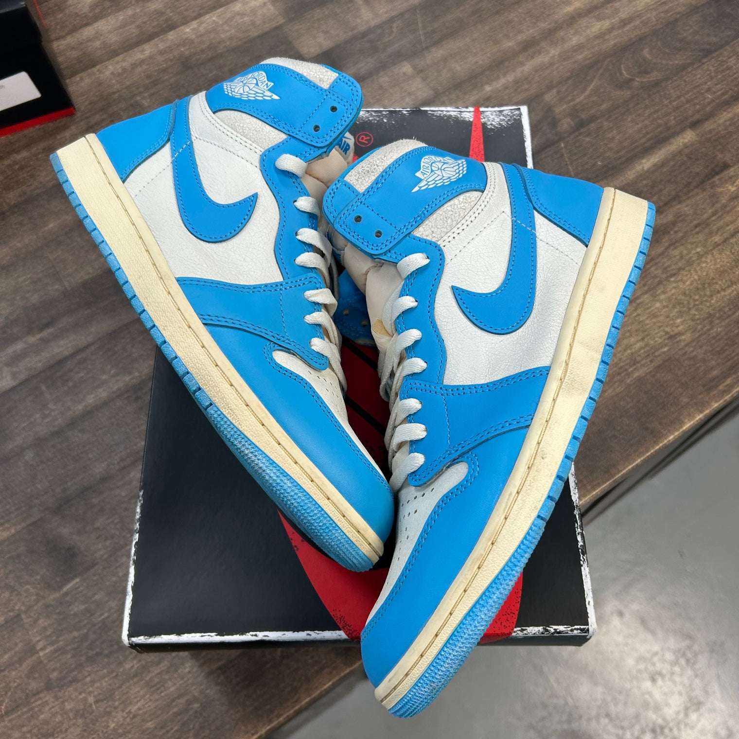 UNC Reimagined Jordan 1 High (USED)