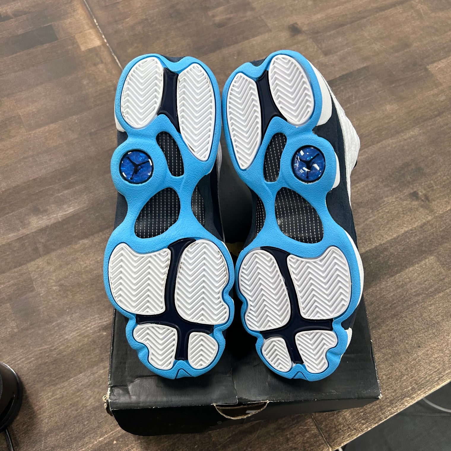 White Obsidian Powder Blue Jordan 13 Retro (Lightly Worn)