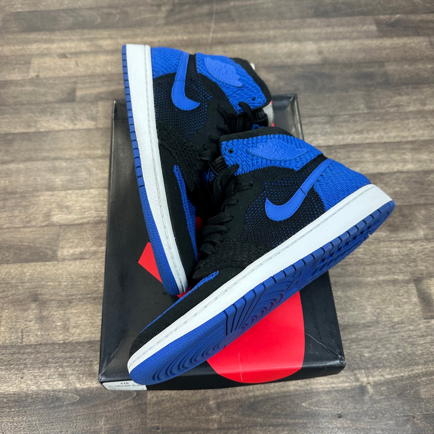 Royal Jordan 1 High Flyknit (USED)
