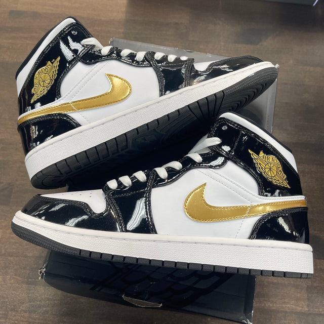 Patent Gold Jordan 1 Mid (USED)