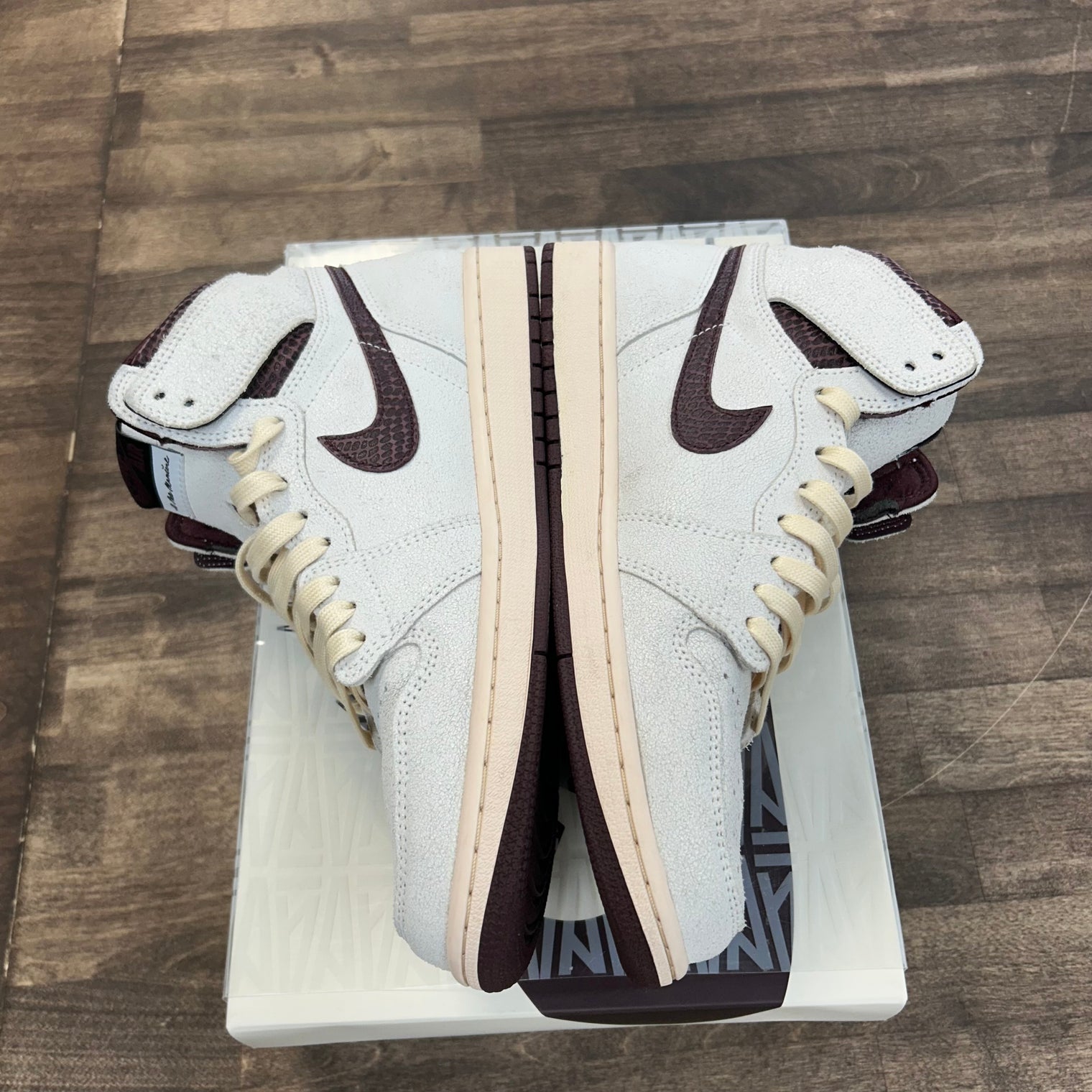 A Ma Maniere Jordan 1 High (USED)
