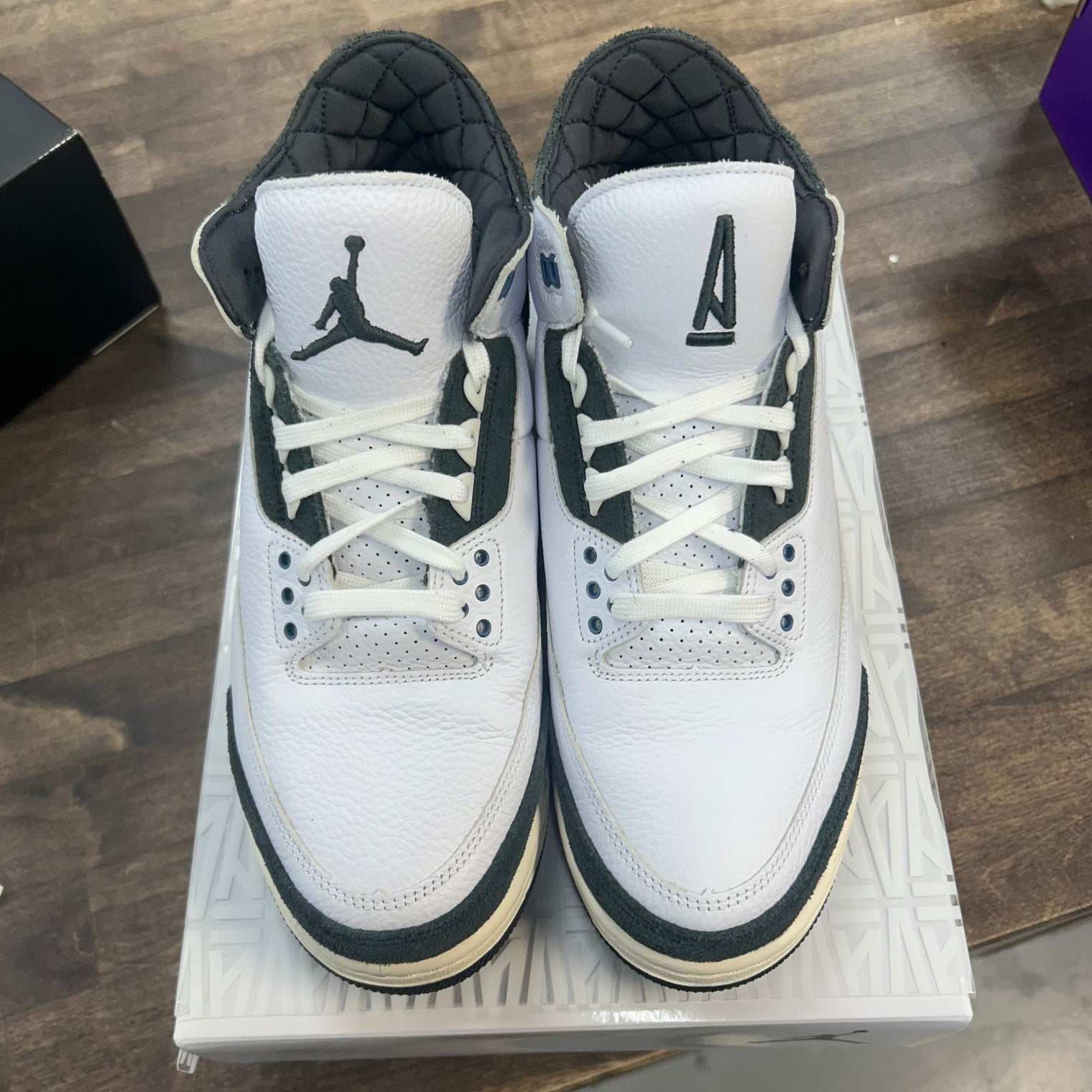 Diffused Blue Jordan 3 Retro (USED)