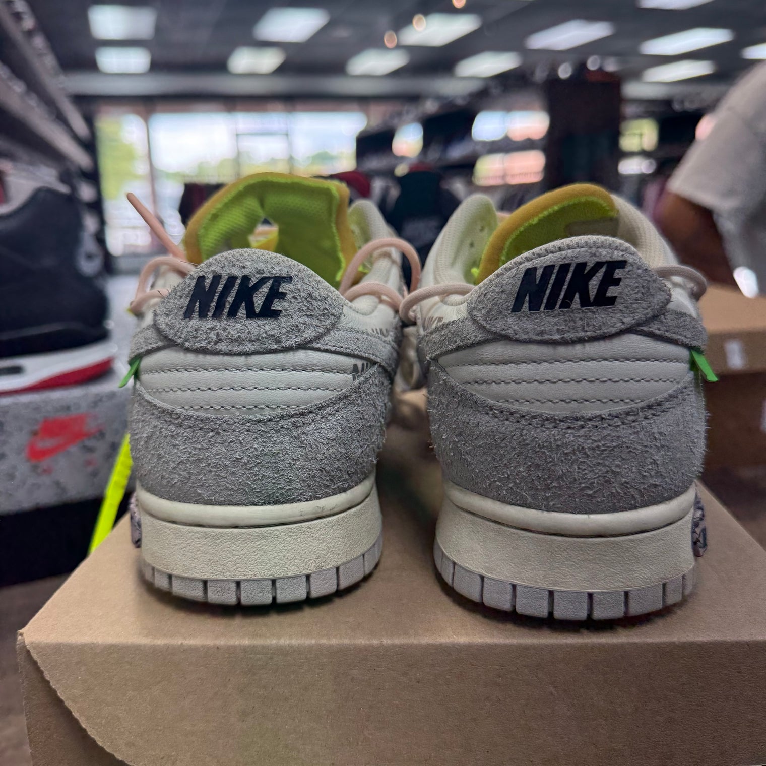 Off-White x Nike Dunk Low Lot 12 (USED, No Box)