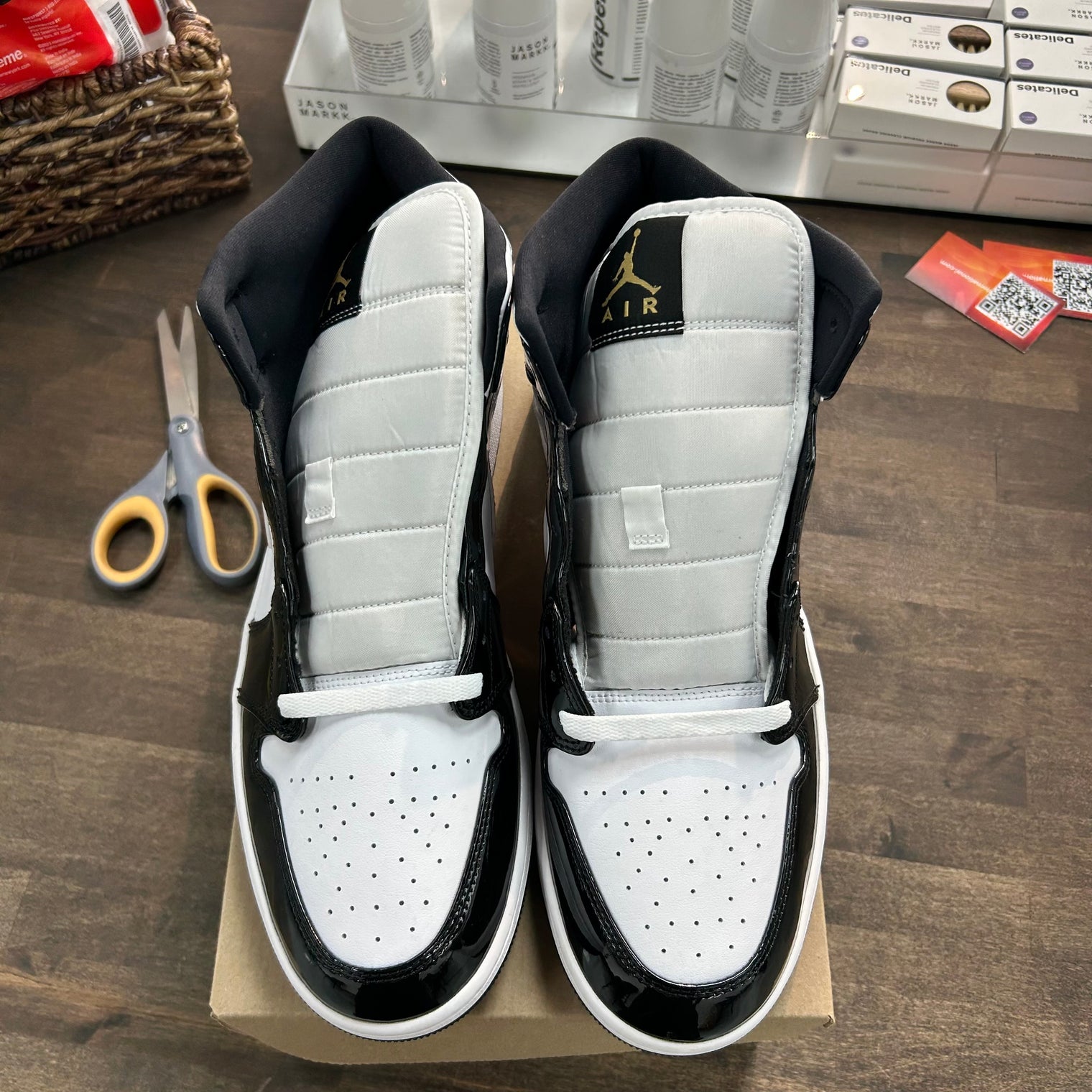 Patent Black Metallic Silver Gold Jordan 1 Mid SE (Lightly Worn, No Box)