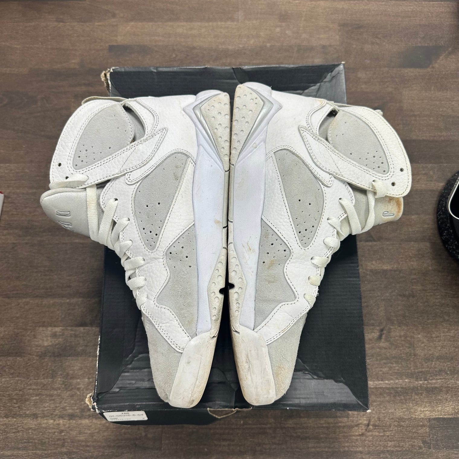 Jordan 7 Retro Pure Platinum (US 8.5) (USED)