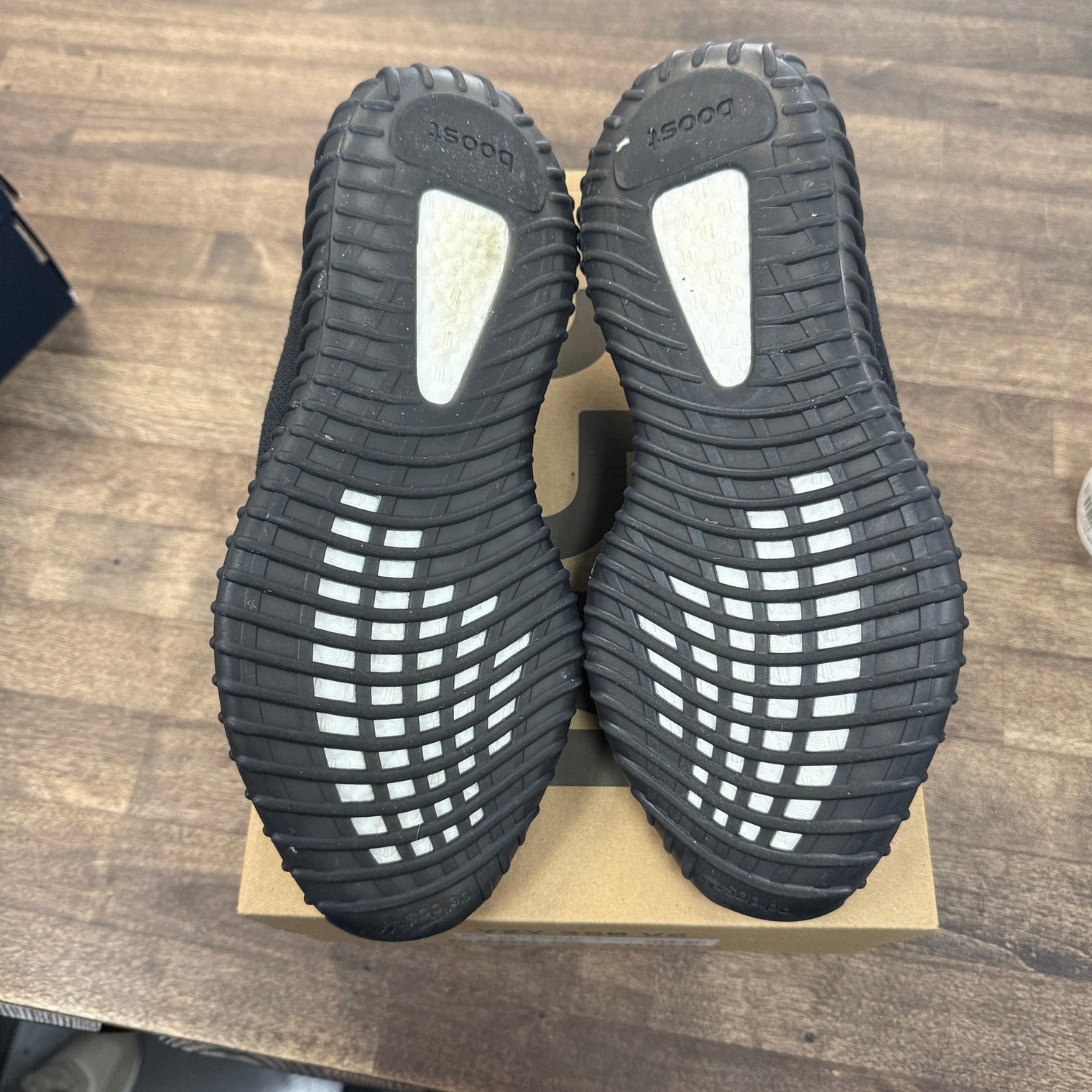 Onyx Yeezy 350 (Lightly Worn)
