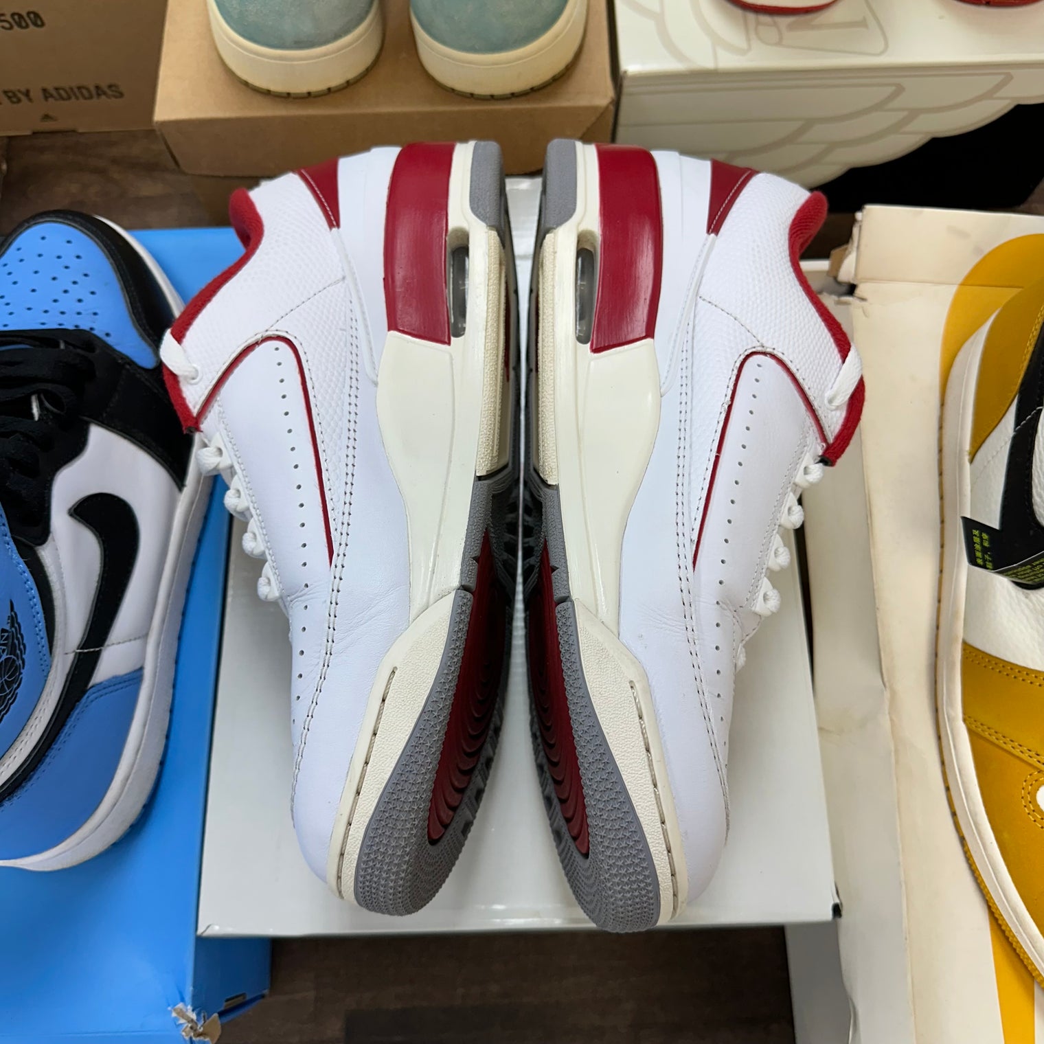 White Varsity Red Jordan 2/3 (USED)