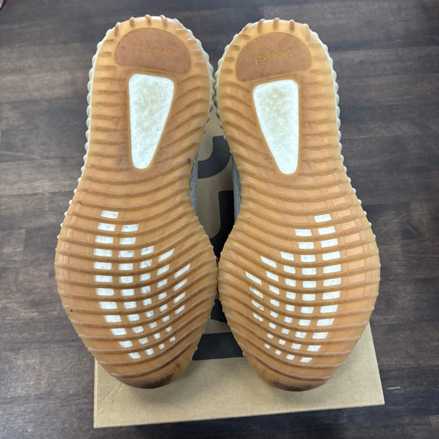 Sesame Yeezy 350 (USED)