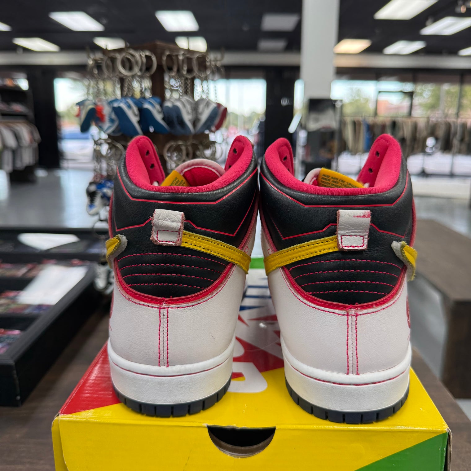 RX-0 Unicorn Gundam SB Dunk High (USED)