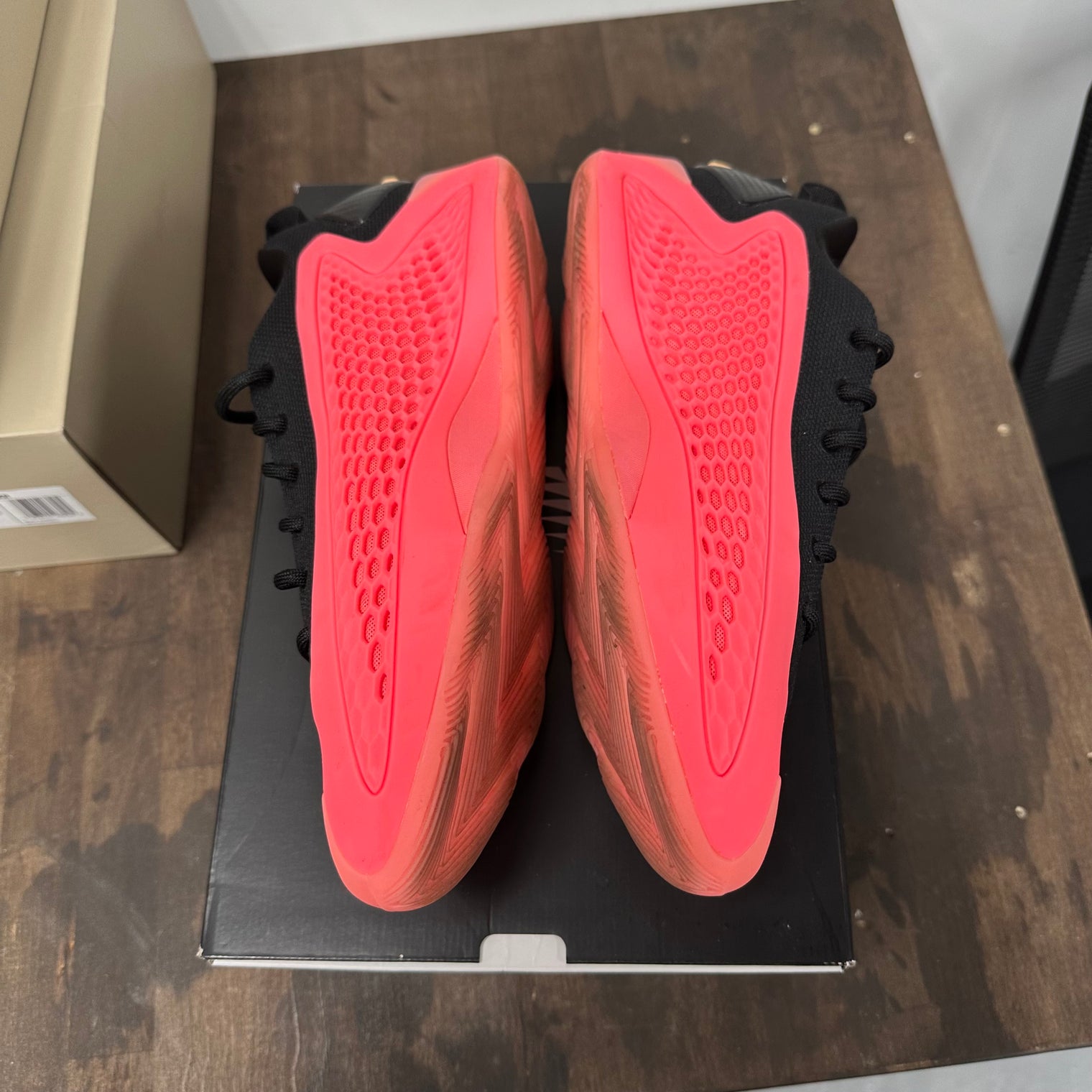 Adidas AE 1 Low Mural (USED)