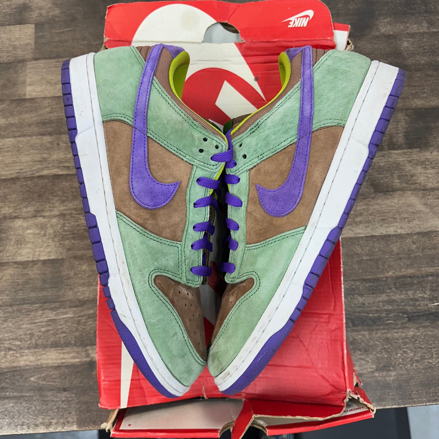 Veneer Dunk Low (USED)