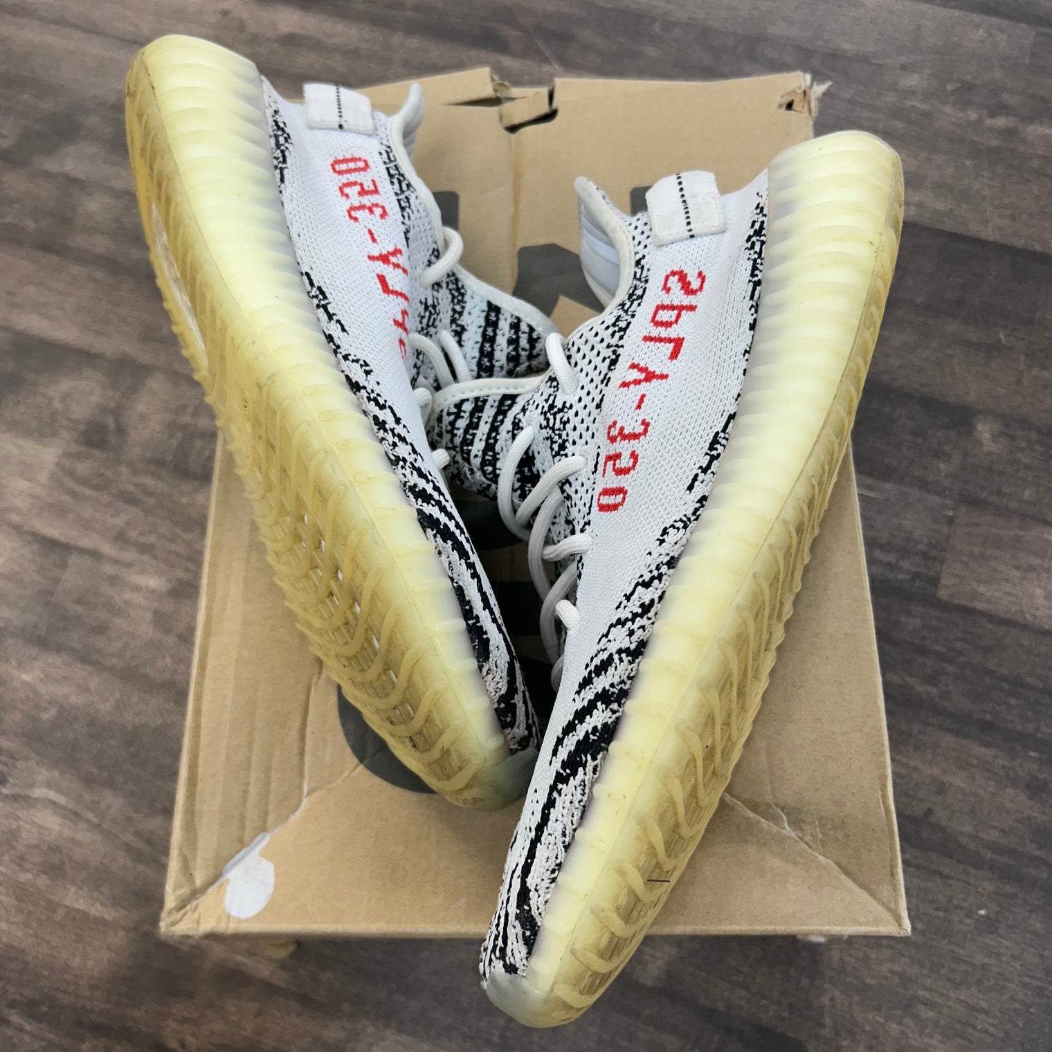 Adidas Yeezy Boost 350 V2 Zebra (Used)